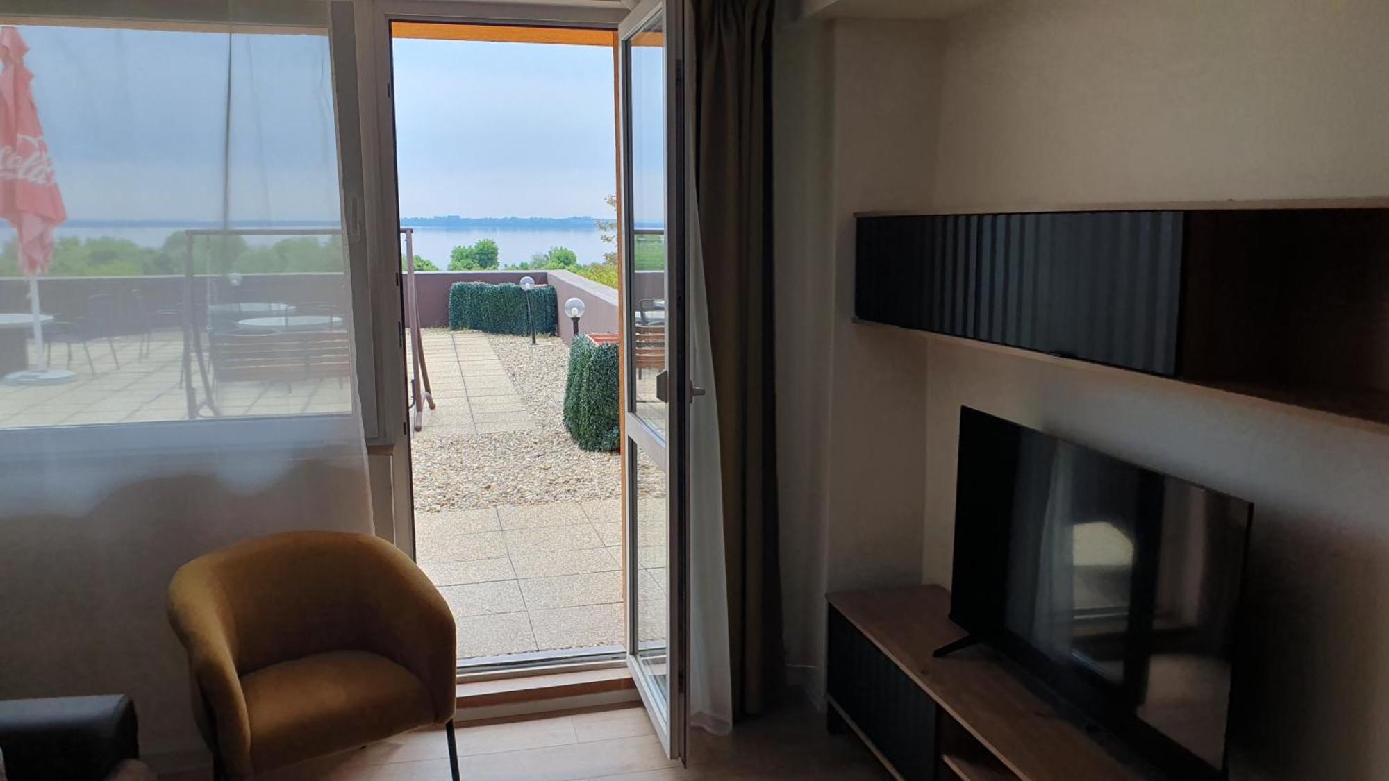 Hotel Felicia Калужа Экстерьер фото